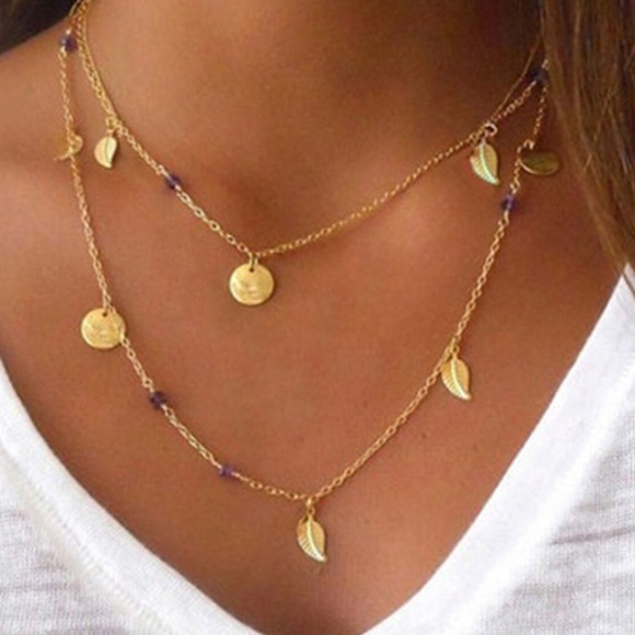 American Eagle Outfitters Jewelry - Leaf Charm Gold Tone Sequin Boho Necklace